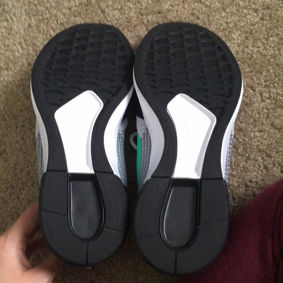 Nike sneakers - Picture 6 of 6